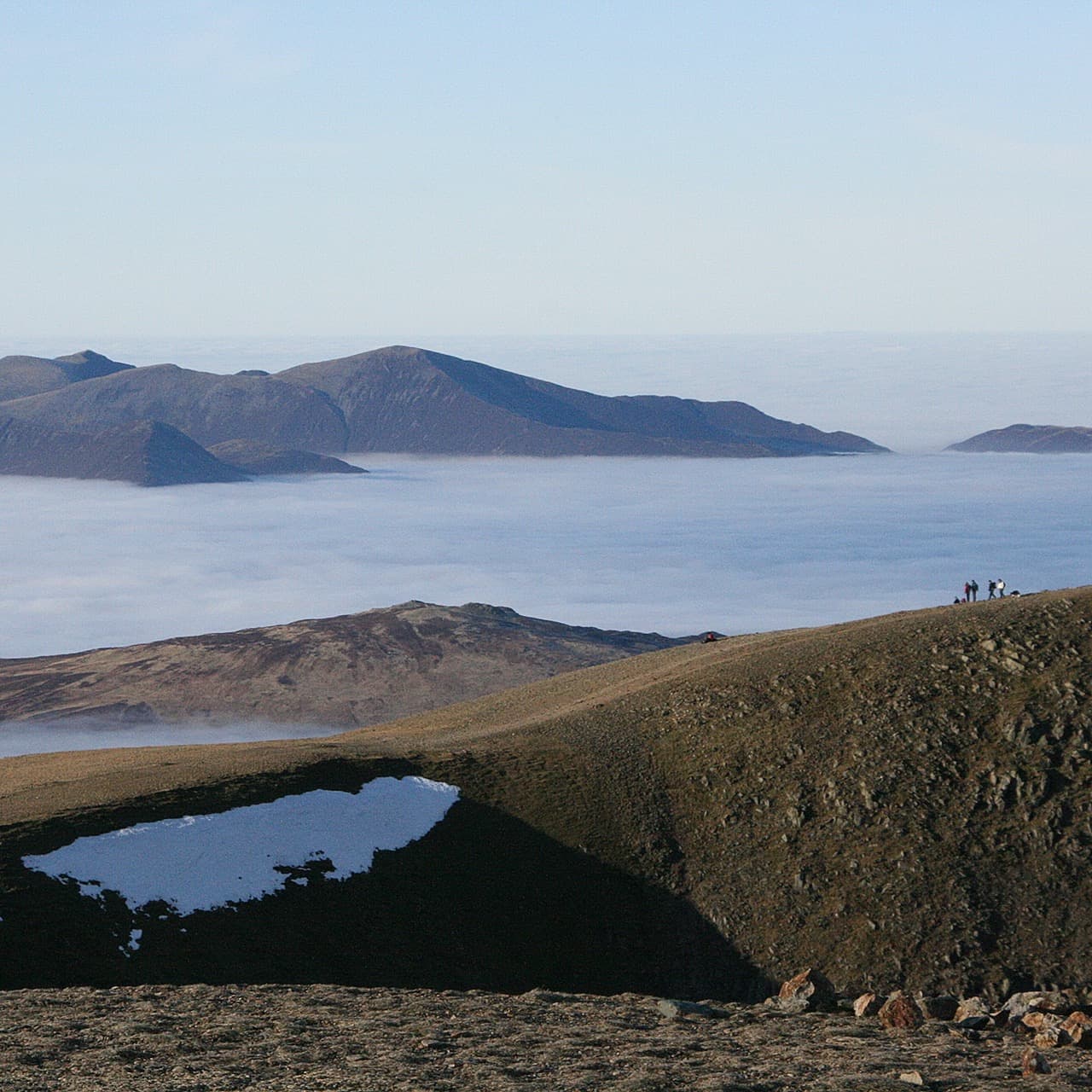 "walkers enjoying temperature inversion" by pasujoba, licensed CC-2.0