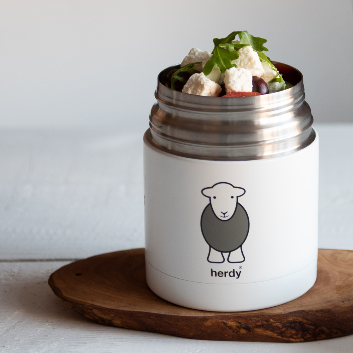 Herdy Food Flask filled with feta salad
