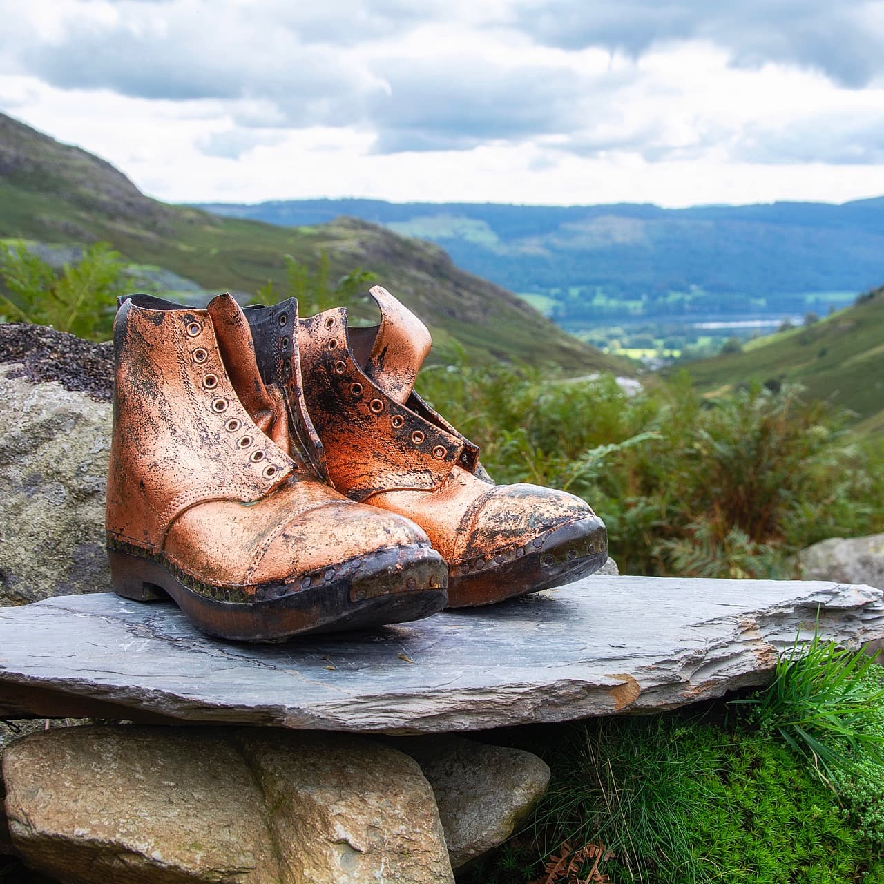 One of many copper gilded sculptures found on the Copper Trail