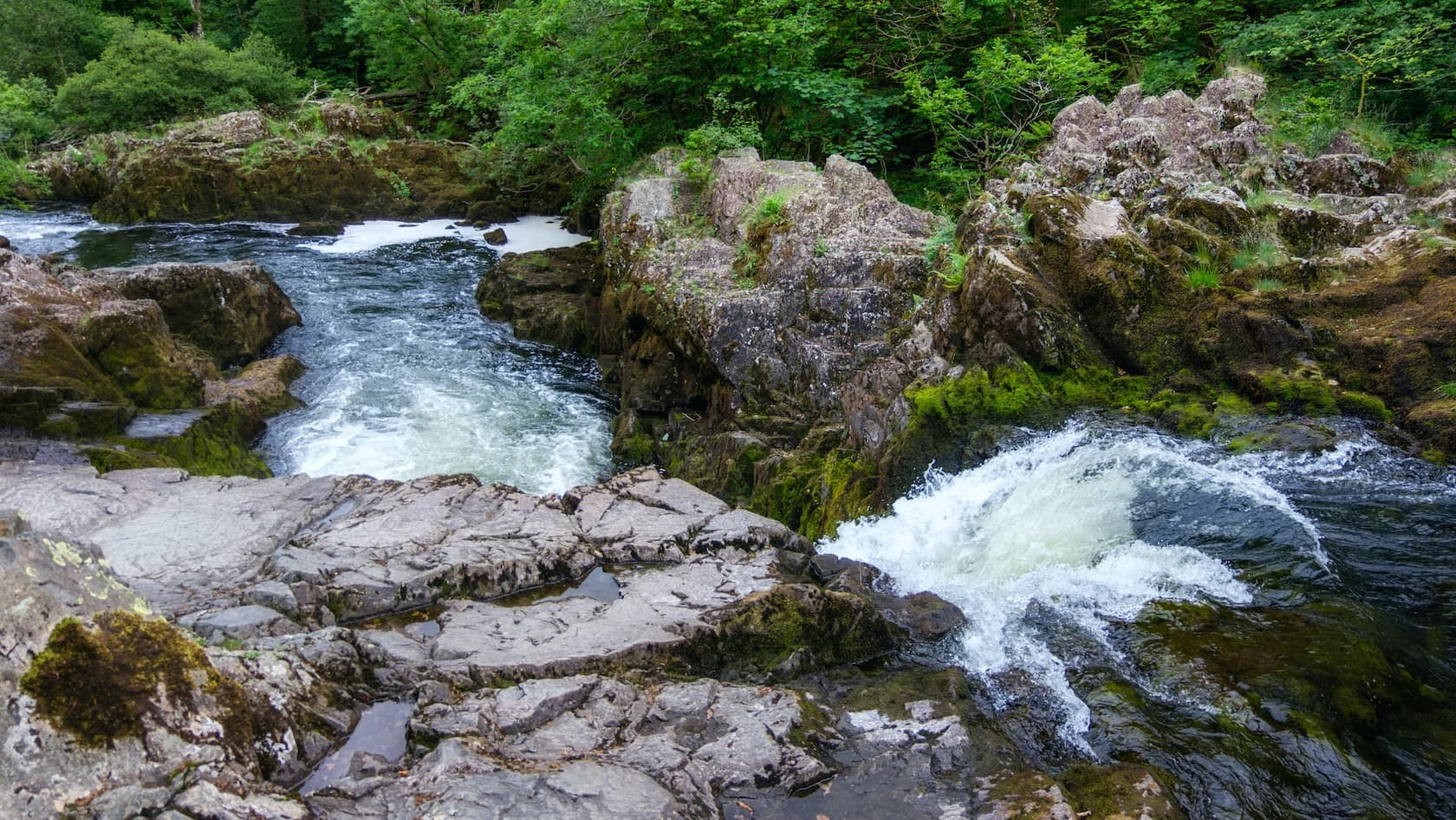 Visiting Skelwith Force waterfall