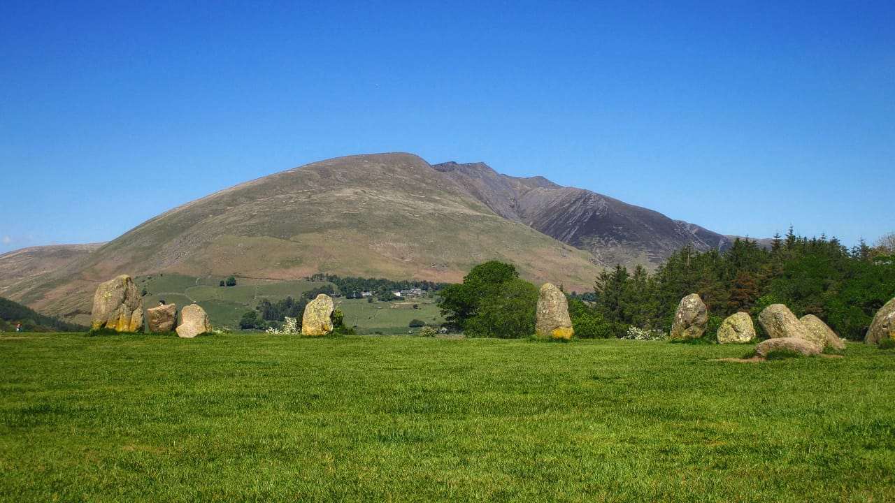 Castlerigg stone circle, 2 miles east of Keswick, Cumbria, with Blencathra in the background. Photo by Antiquary, licensed CC-4.0