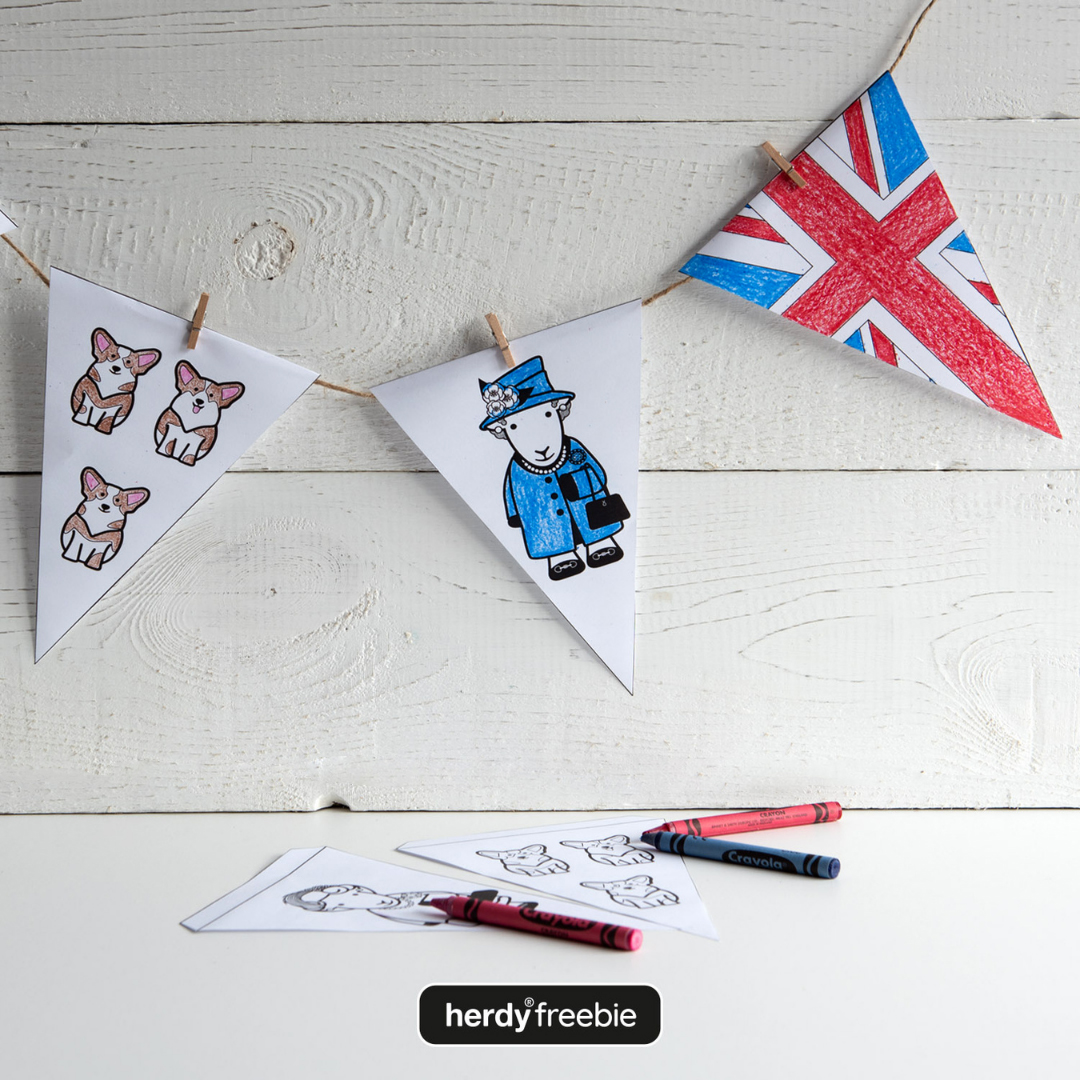 FREEBIE Queen bunting colouring in