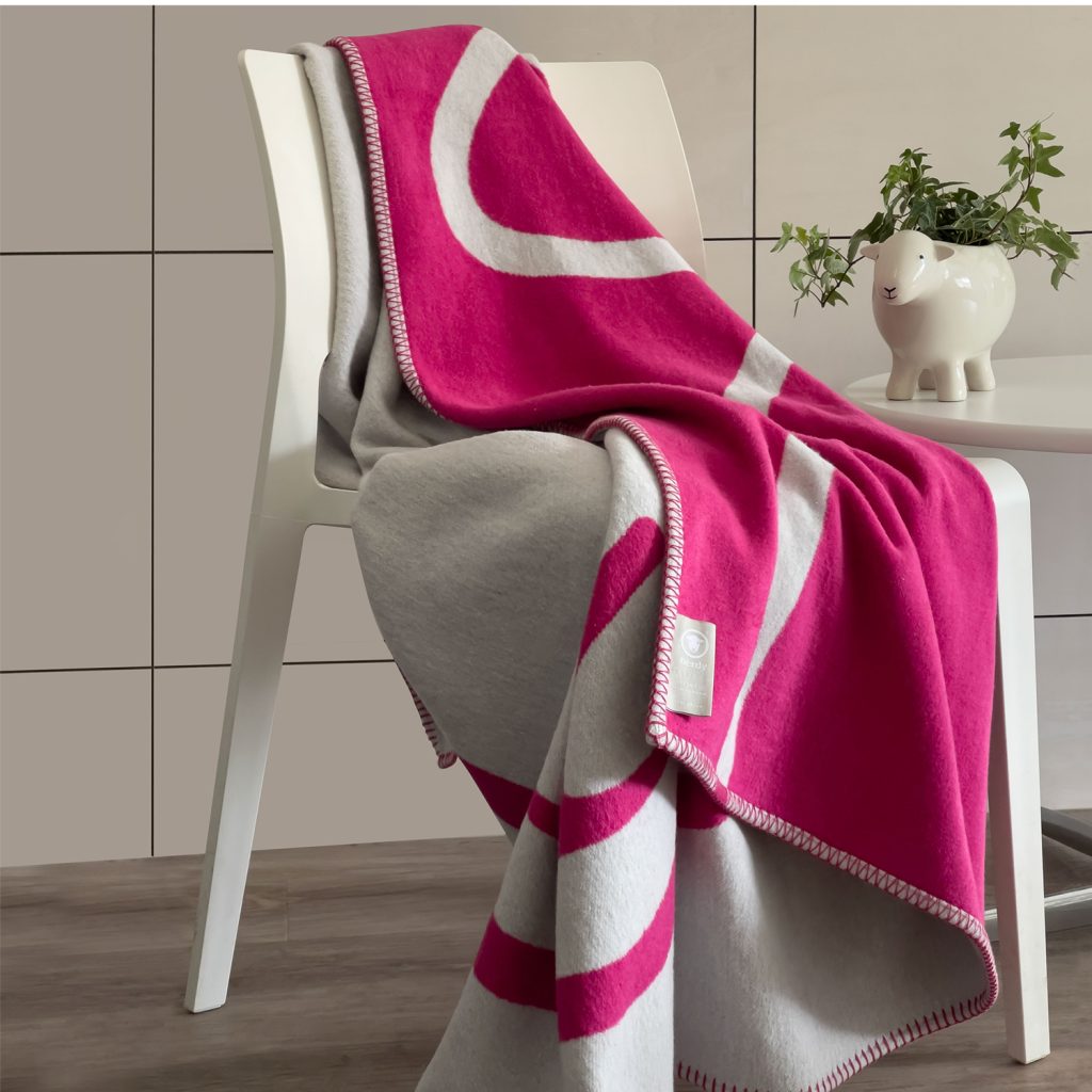 Herdy Recycled Cotton Throw - Pink